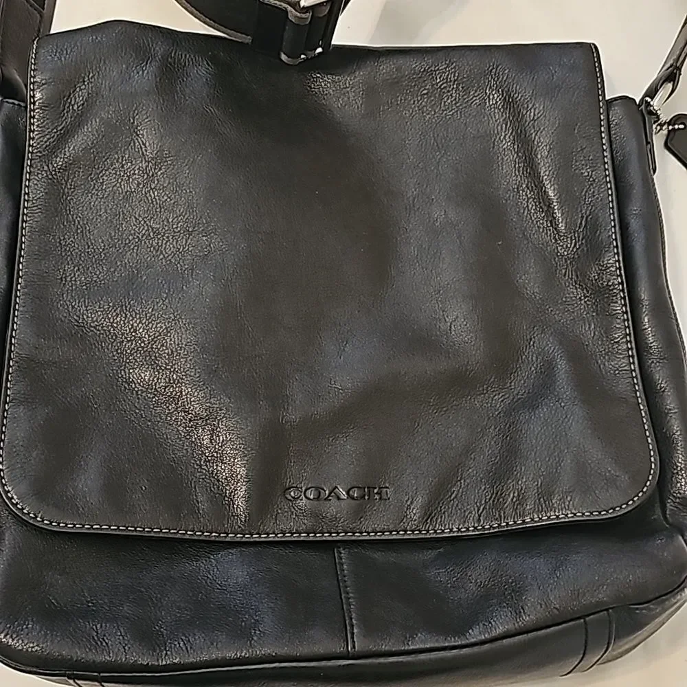COACH HERITAGE WEB‎ LEATHER MESSENGER  F70556
